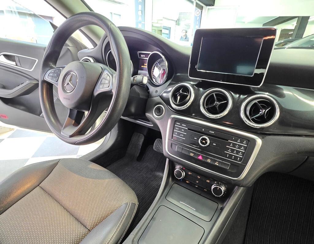 Mercedes-benz CLA 200 d 4Matic Automatic Sport