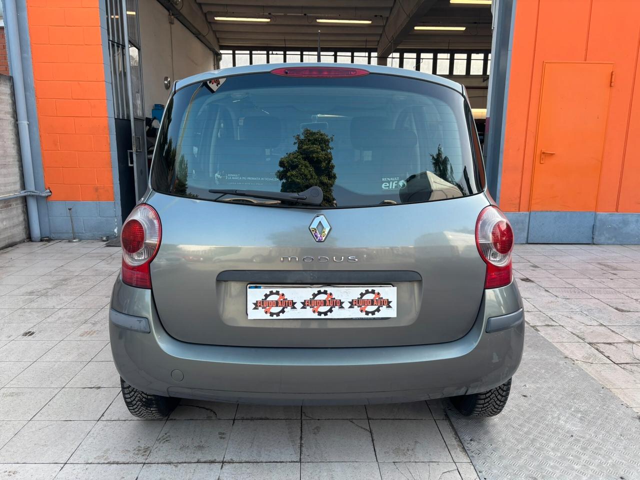 Renault Modus 1.2 16V Saint Tropez