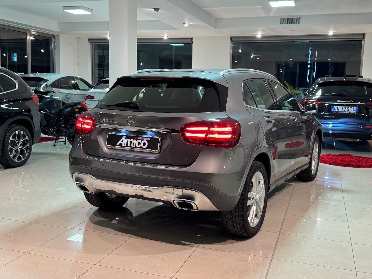 MERCEDES Classe GLA 200 d Automatic Sport Solo 88.000km