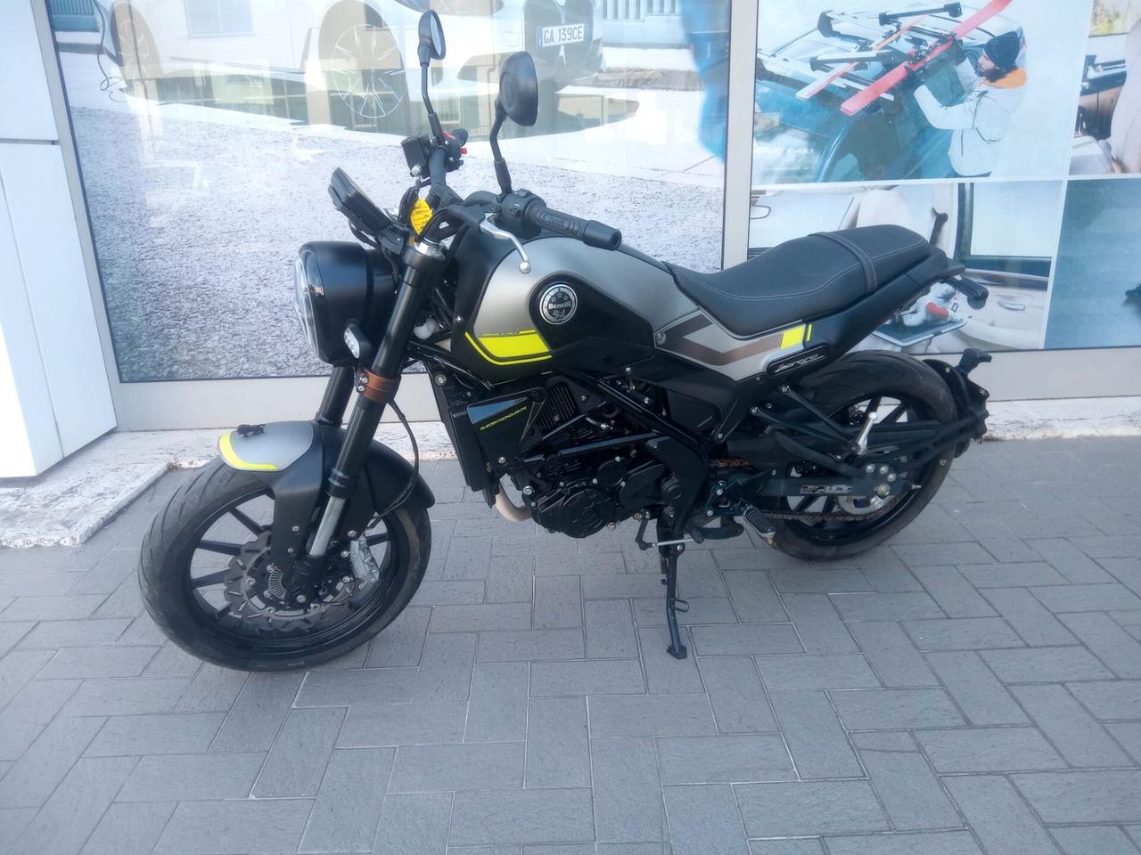 Benelli Leoncino 250 Abs