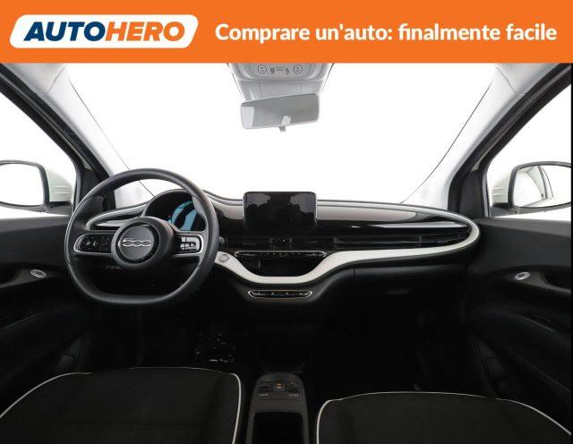FIAT 500e Berlina 23,8 kWh Action