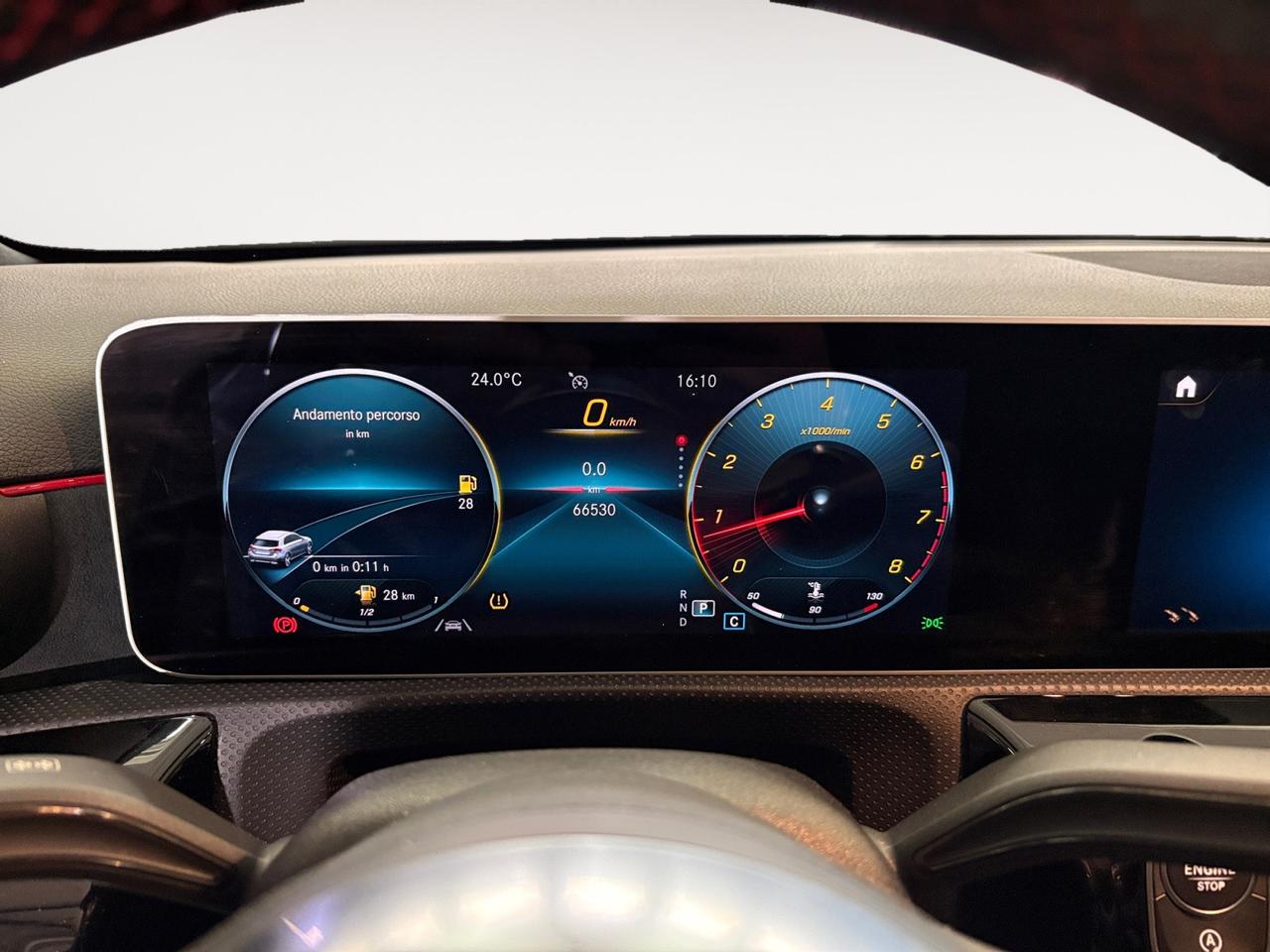 Mercedes-Benz A 250 Premium auto