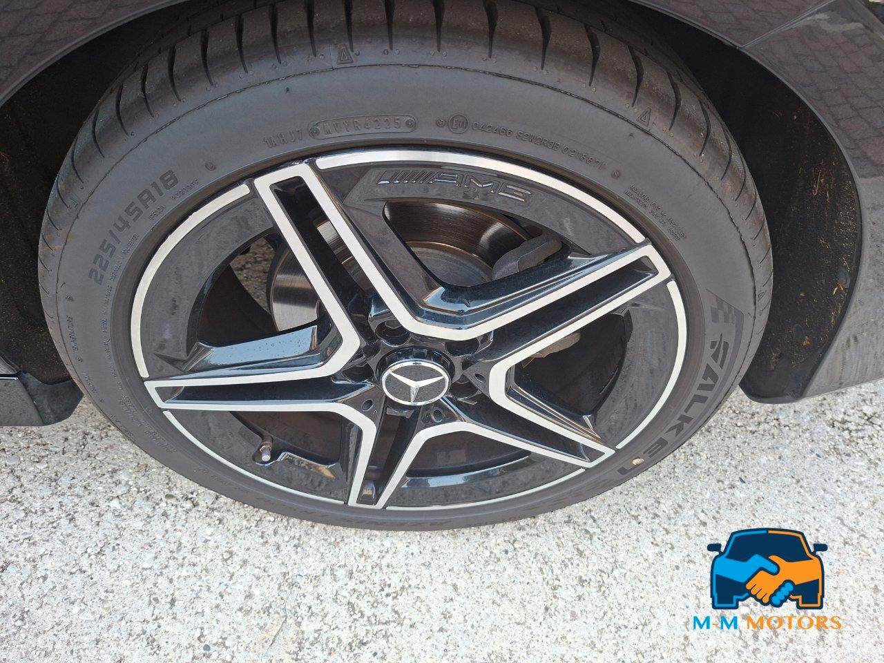 Mercedes CLA Shooting Brake 200 d Night edition auto