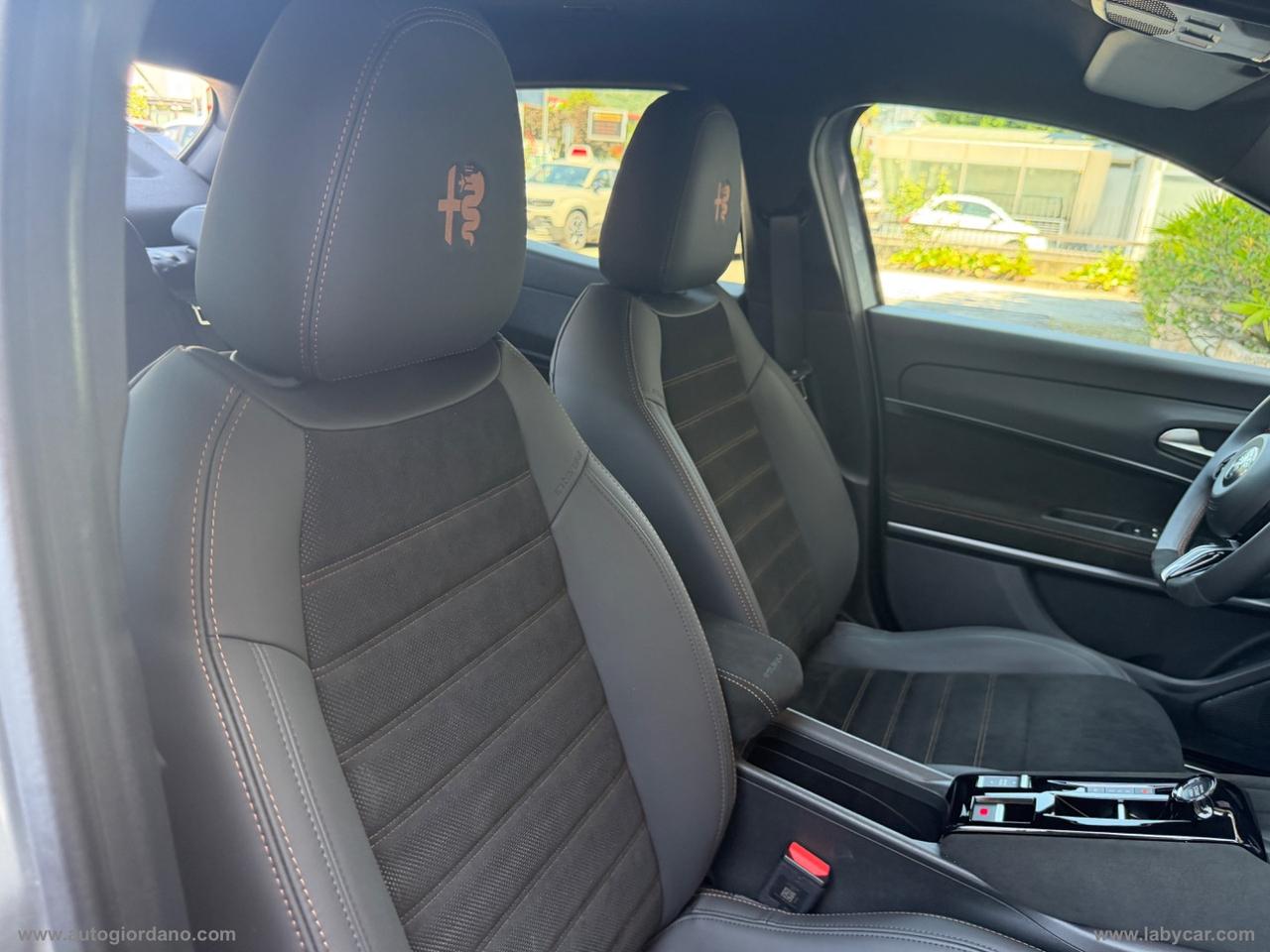 ALFA ROMEO Junior 1.2 145CV Hybrid eDCT6 Q4 Intensa