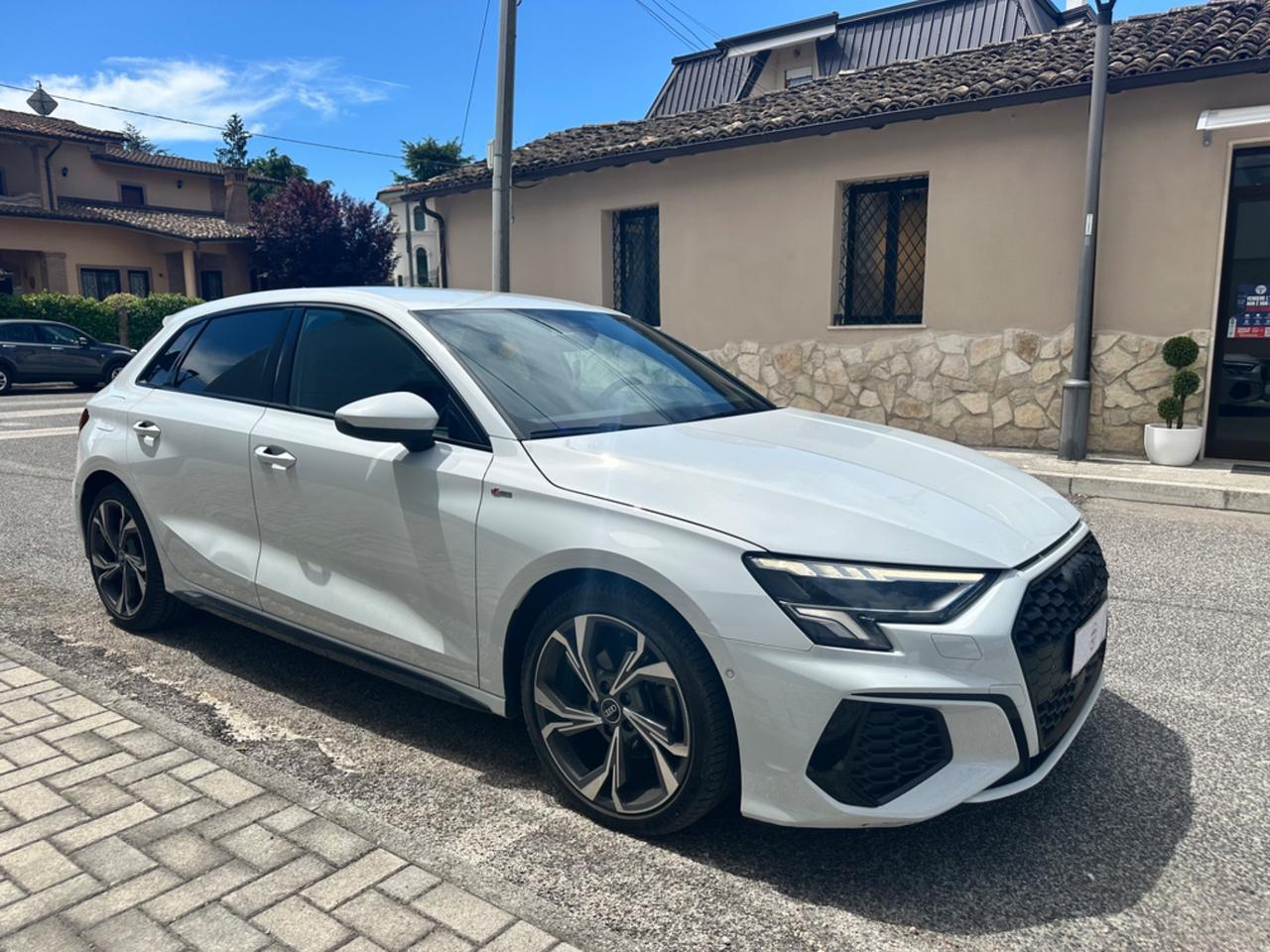 Audi A3 SPB 35 TDI S tronic line edition