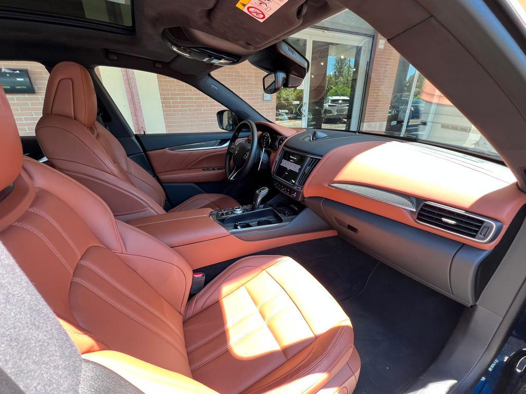 Maserati Levante 2.0 mhev GT 330cv auto