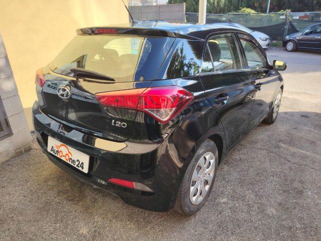 HYUNDAI i20 1.4 5 porte Comfort NEOPATENTATI PREZZO REALE