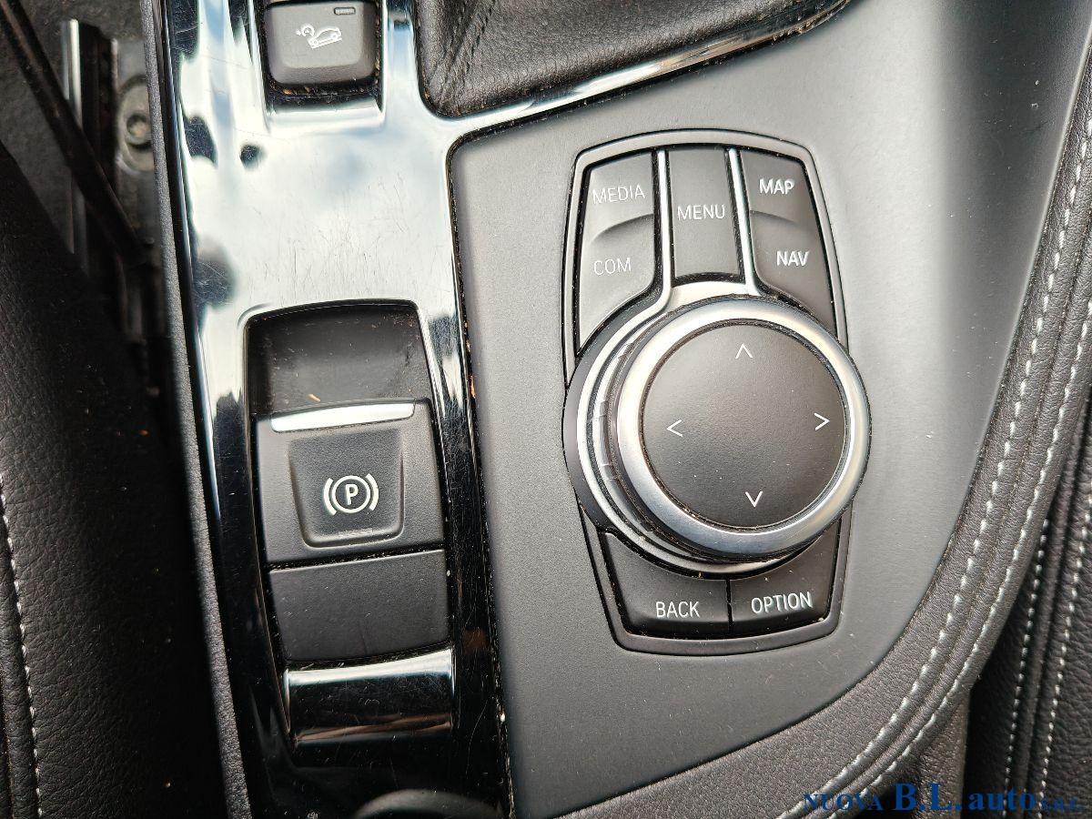 BMW - X1 - xDrive20d xLine