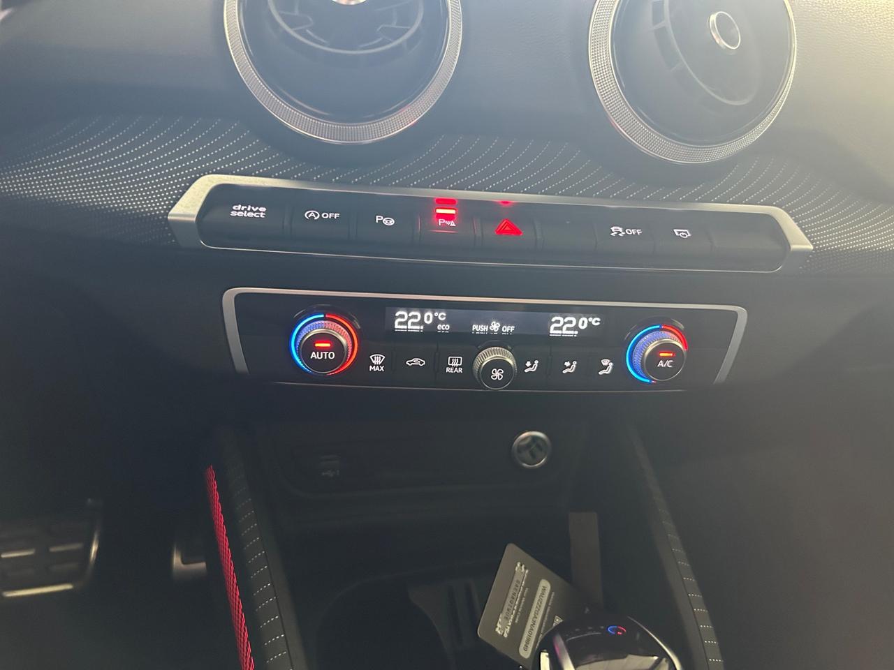 Audi Q2 40 TFSI quattro S tronic line Edition
