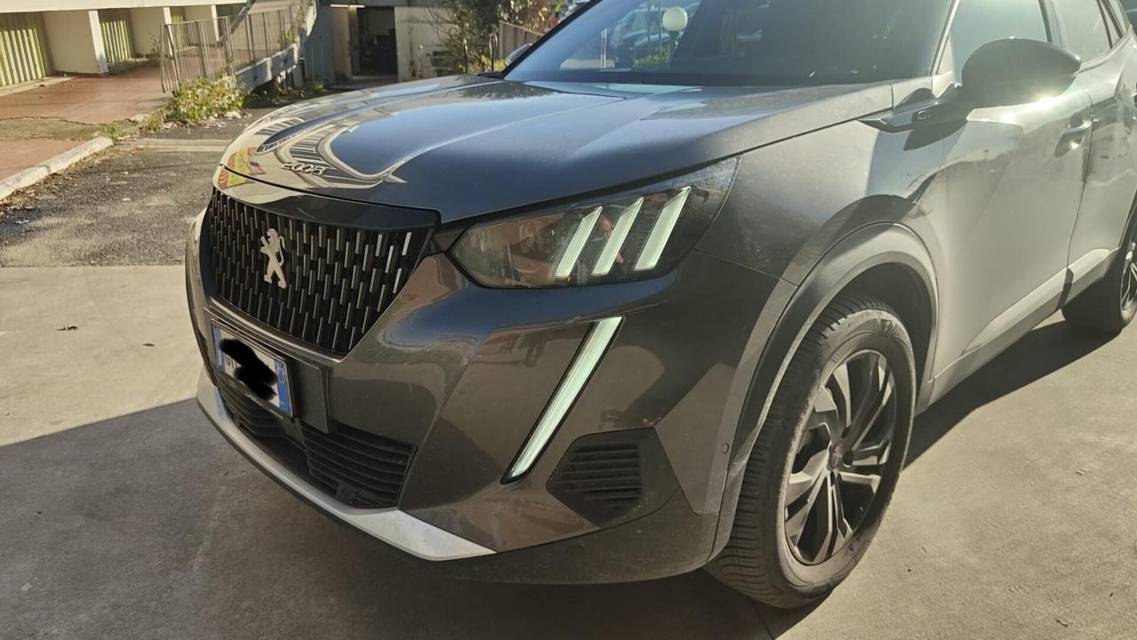 Peugeot 2008 BlueHDi 130 EAT8 GT