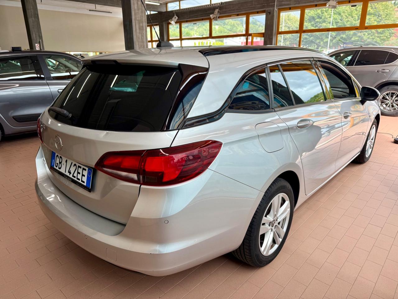 Opel Astra SW 1.5CDTi 122cv E6 Autom - IVA ESP