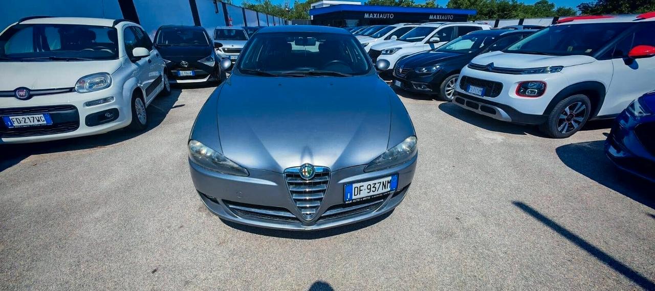 Alfa Romeo 147 1.6 16V TS 5 porte Distinctive