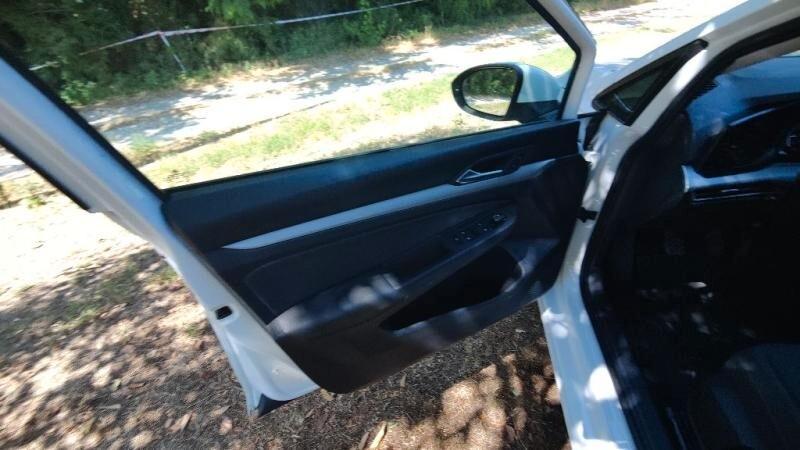Volkswagen Golf 1.5 Life 130CV