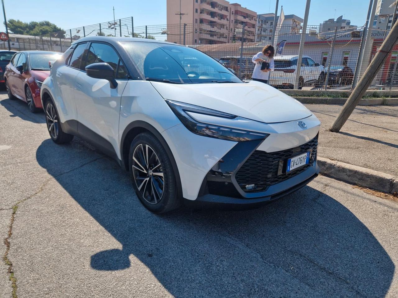 Toyota C-HR 1.8 HV Lounge
