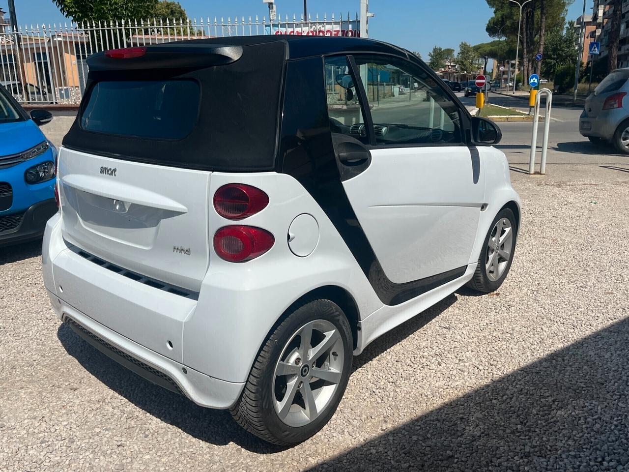 Smart ForTwo 1000 52 kW MHD CABRIO PASSION