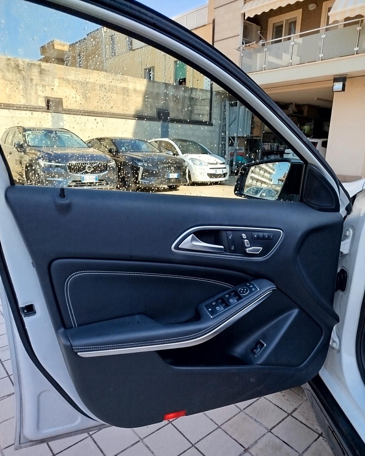Mercedes-benz GLA 200 d Automatic 4Matic Premium Amg