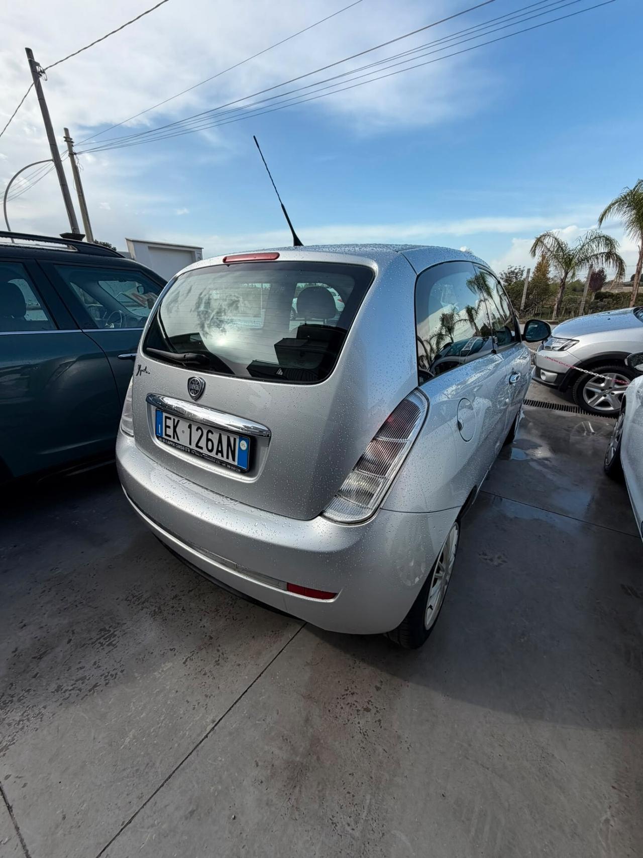 Lancia Ypsilon 1.3 MJT 75 CV Platinum
