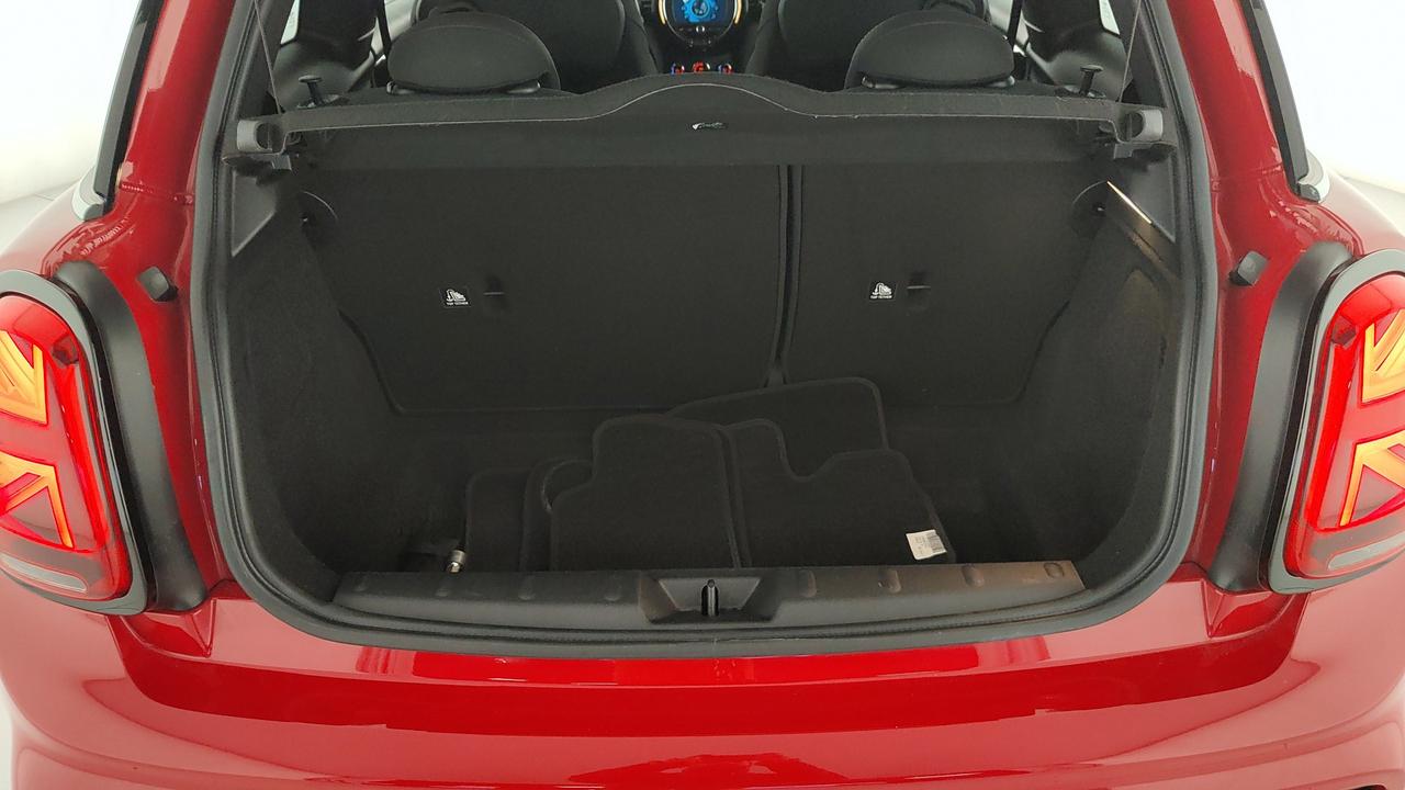 MINI Mini IV F56 2018 3p - Mini 3p 2.0 Cooper SD Hype auto