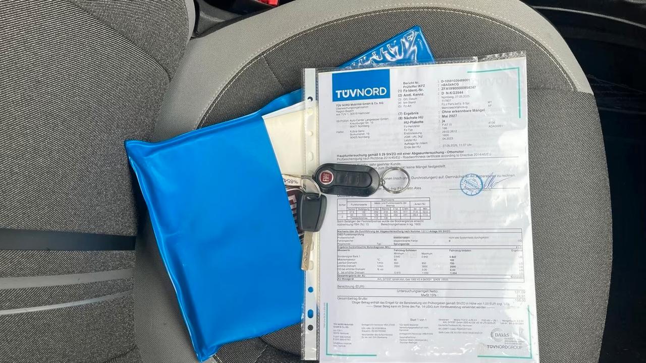 Fiat Punto 1.4 S&S 8V 5 porte Pop CLIMA