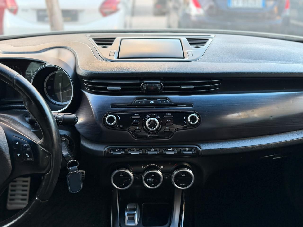 Alfa Romeo Giulietta 2.0 JTDM 2011
