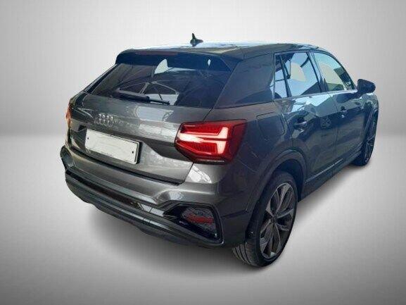 Audi Q2 Q2 35 TFSI S tronic Identity Black
