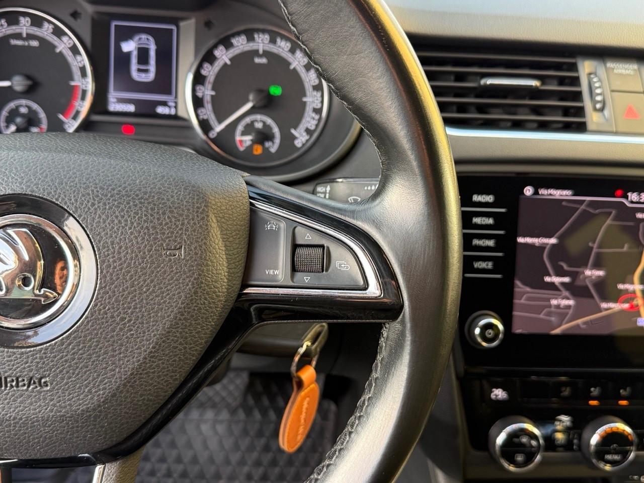 Skoda Octavia 1.6 TDI CR 115 CV DSG Wagon Executive