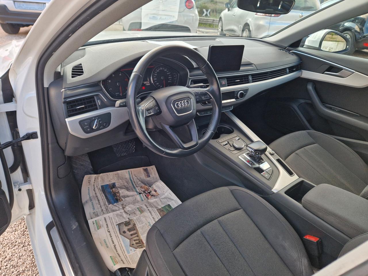 Audi A4 Avant 35 TDI S tronic Business