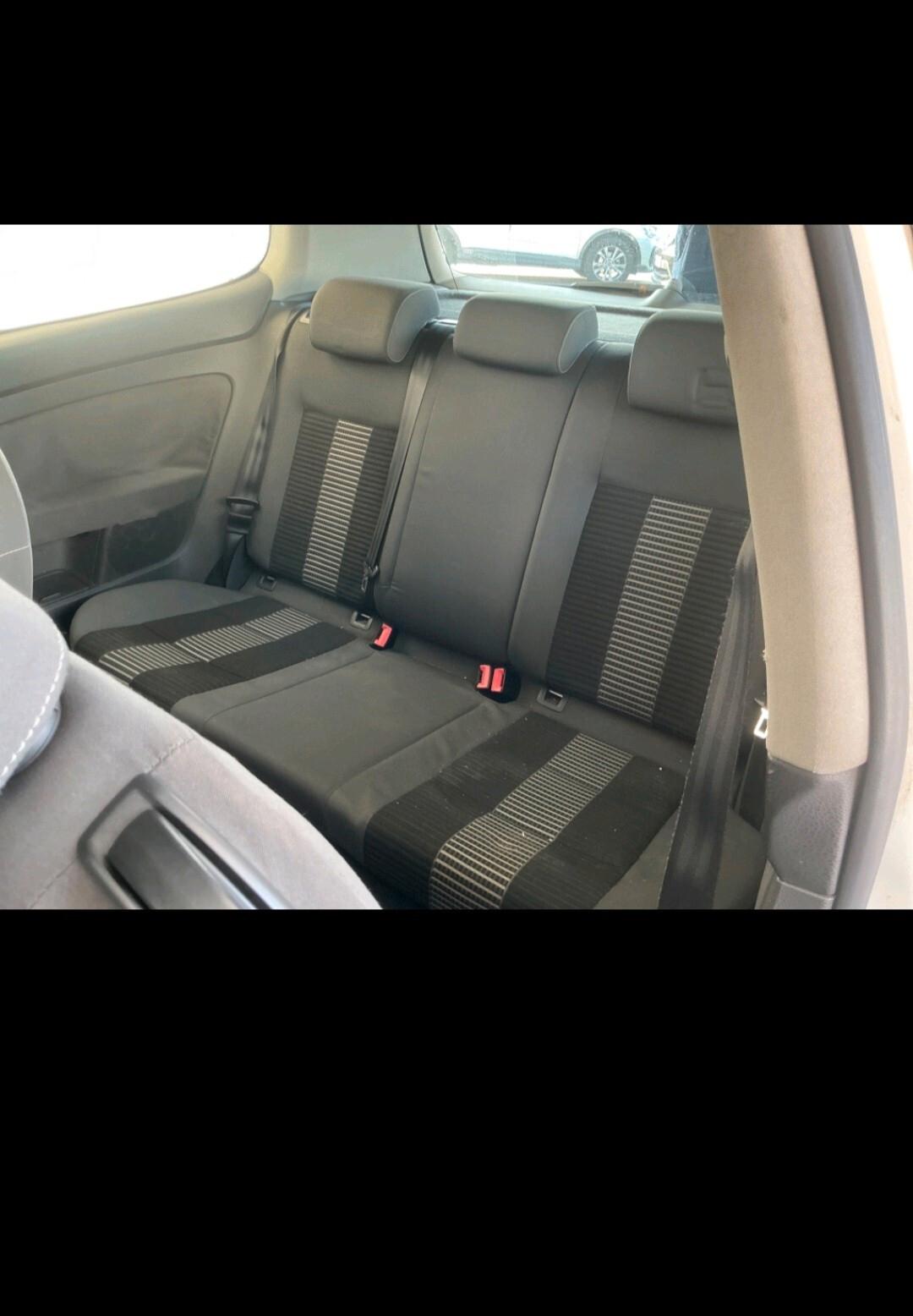 Volkswagen Golf 1.9 TDI DPF 3p. 2008