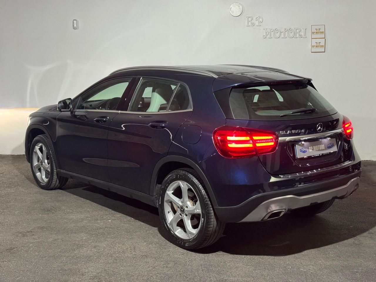 Mercedes-benz GLA 180 d Automatic Premium