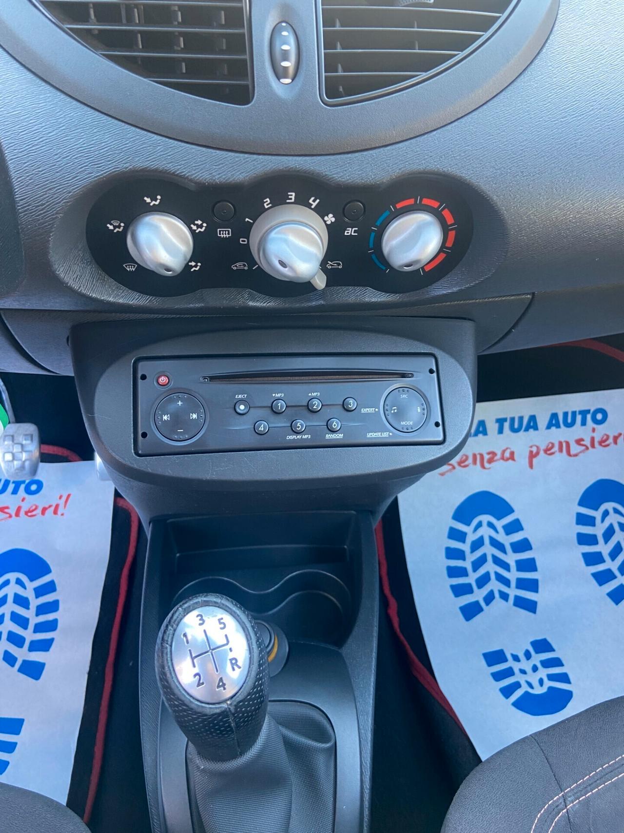 Renault Twingo 1.6 16V RS