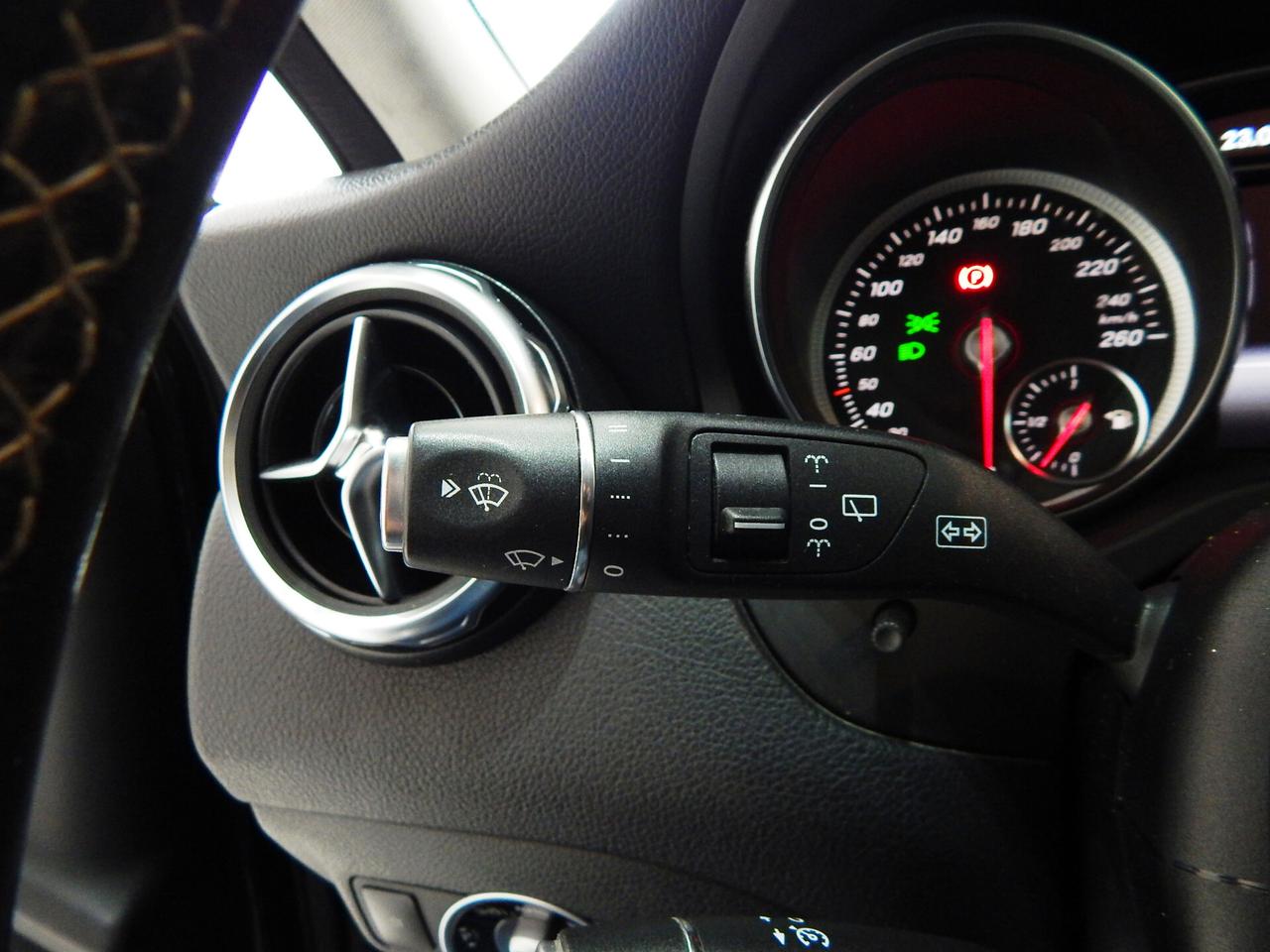 Mercedes-Benz GLA 220 d Sport Enduro 4matic Aut. NAVI-PELLE-LED-KAMERA