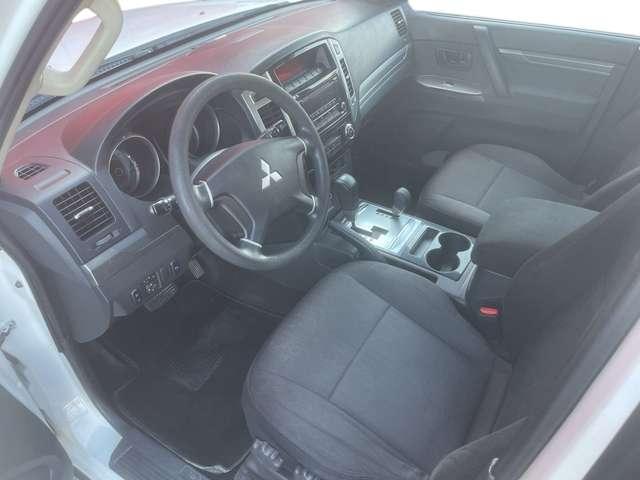 Mitsubishi Pajero 3.2 cr Instyle 5p auto
