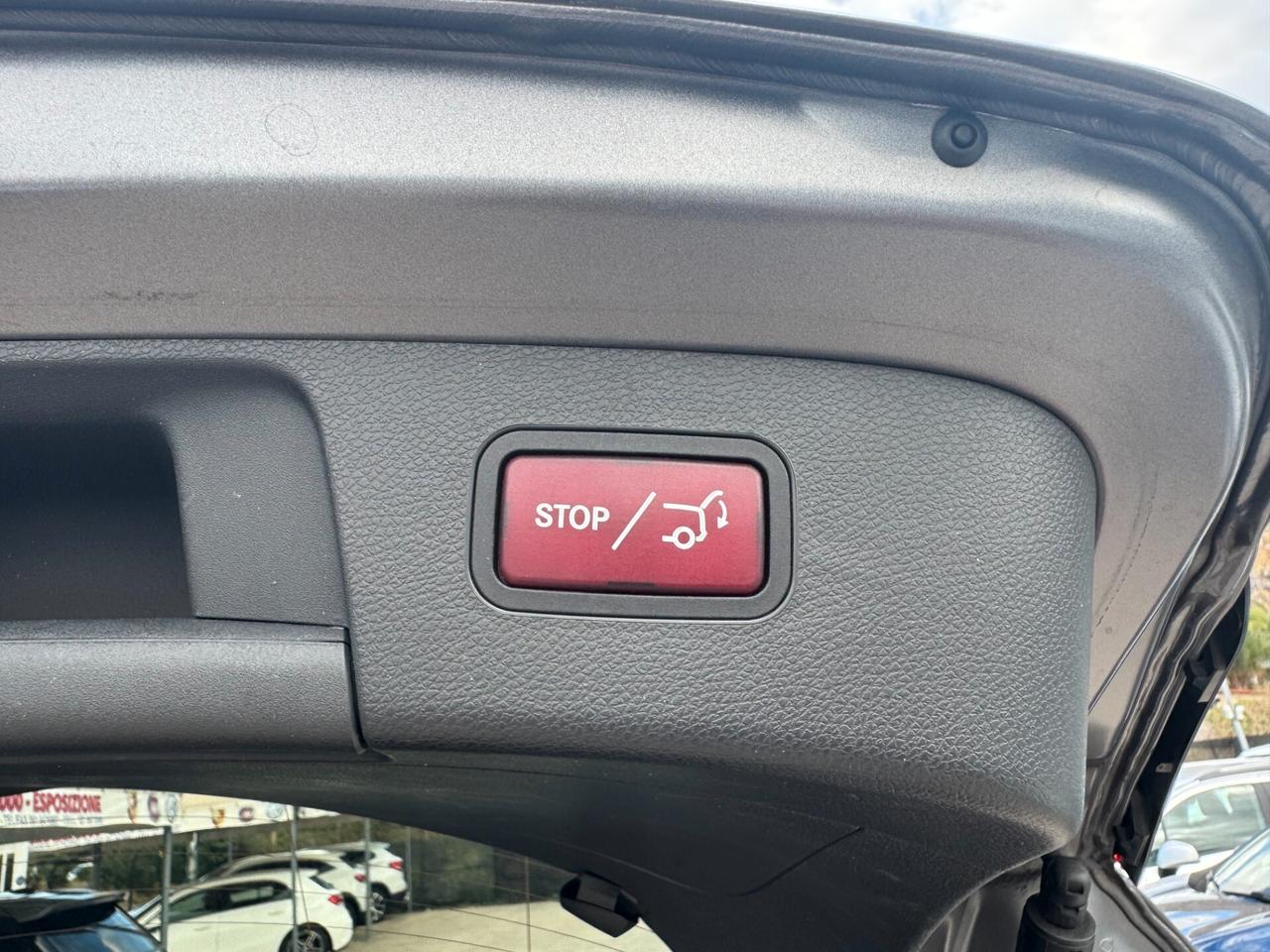 Mercedes-benz GLA 200 d Premium GRIGIO OPACO