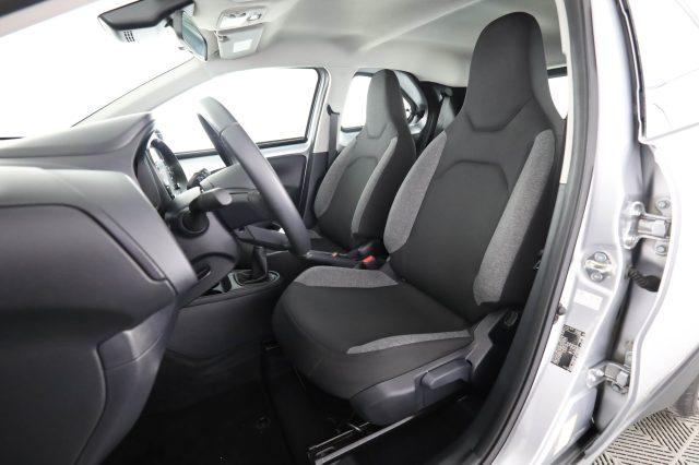 TOYOTA Aygo X Aygo X 1.0 VVT-i 72 CV 5 porte Active