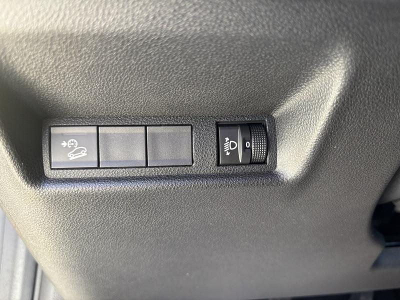 Jeep Avenger 1.2 turbo Altitude fwd 100cv LED-APP CONNECT-17"