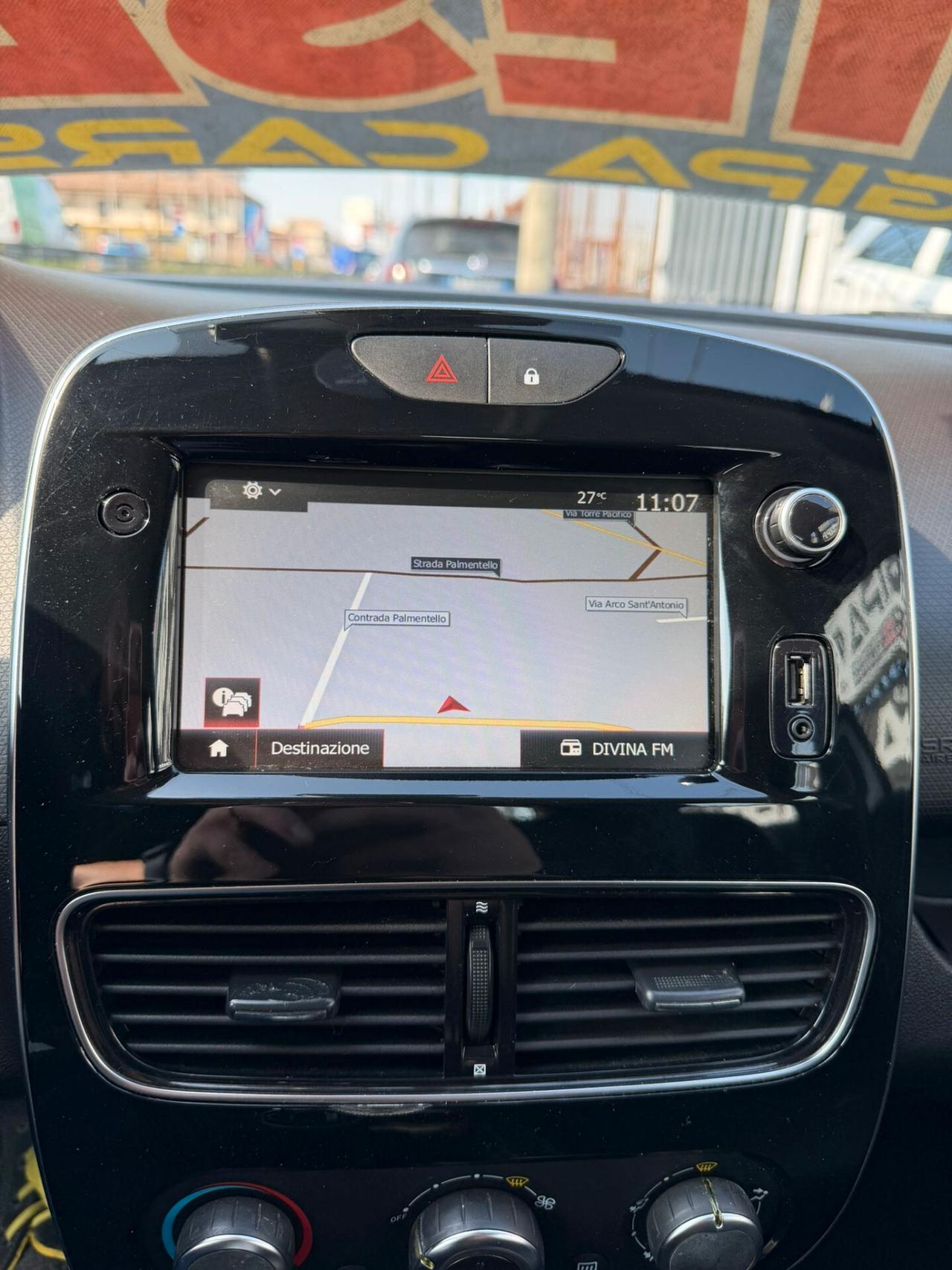 Renault Clio dCi 8V 75 CV 5 porte Duel2