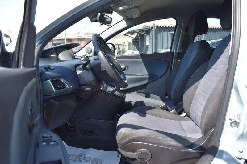 Lancia Ypsilon 1.0 FireFly 70cv Hybrid Gold Plus