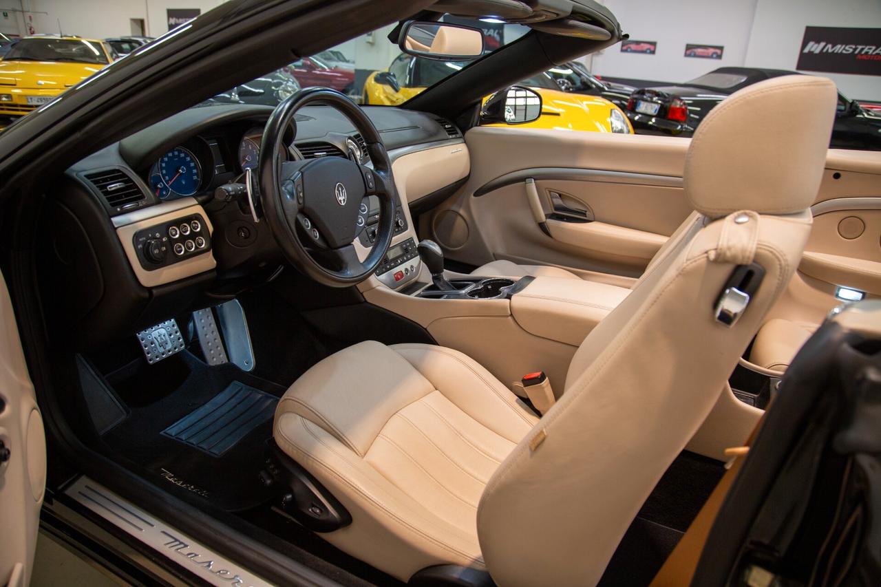 Maserati GranCabrio 4.7 V8
