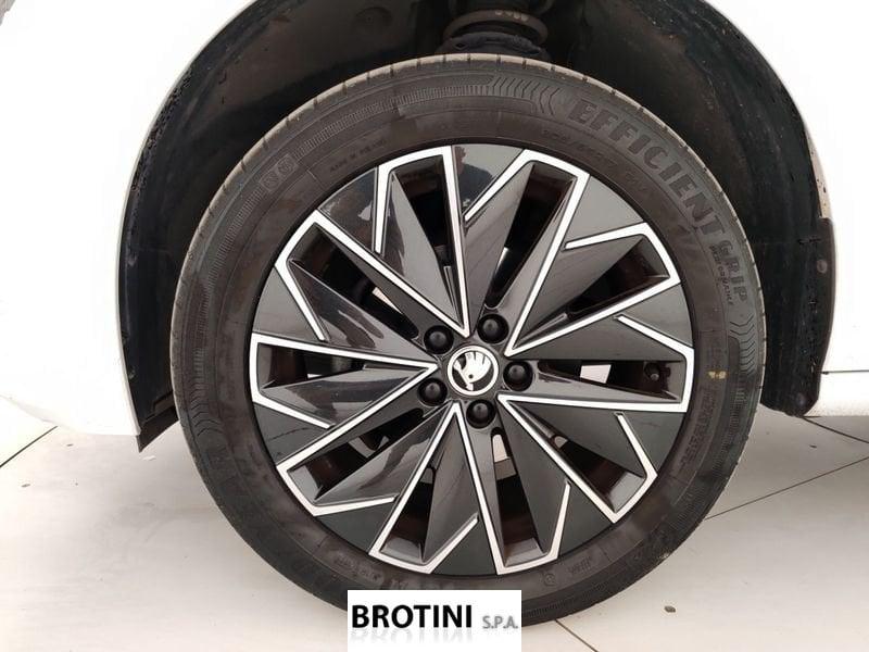 Škoda Kamiq 1.0 TSI 70KW BLACK DOTS