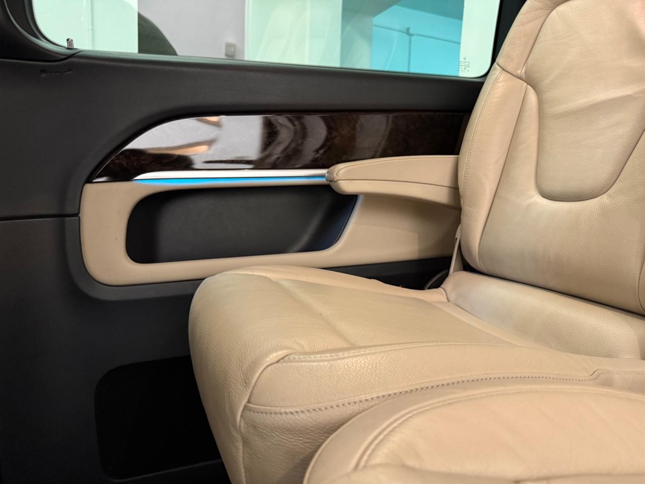Mercedes-benz V 220 d Premium Extralong