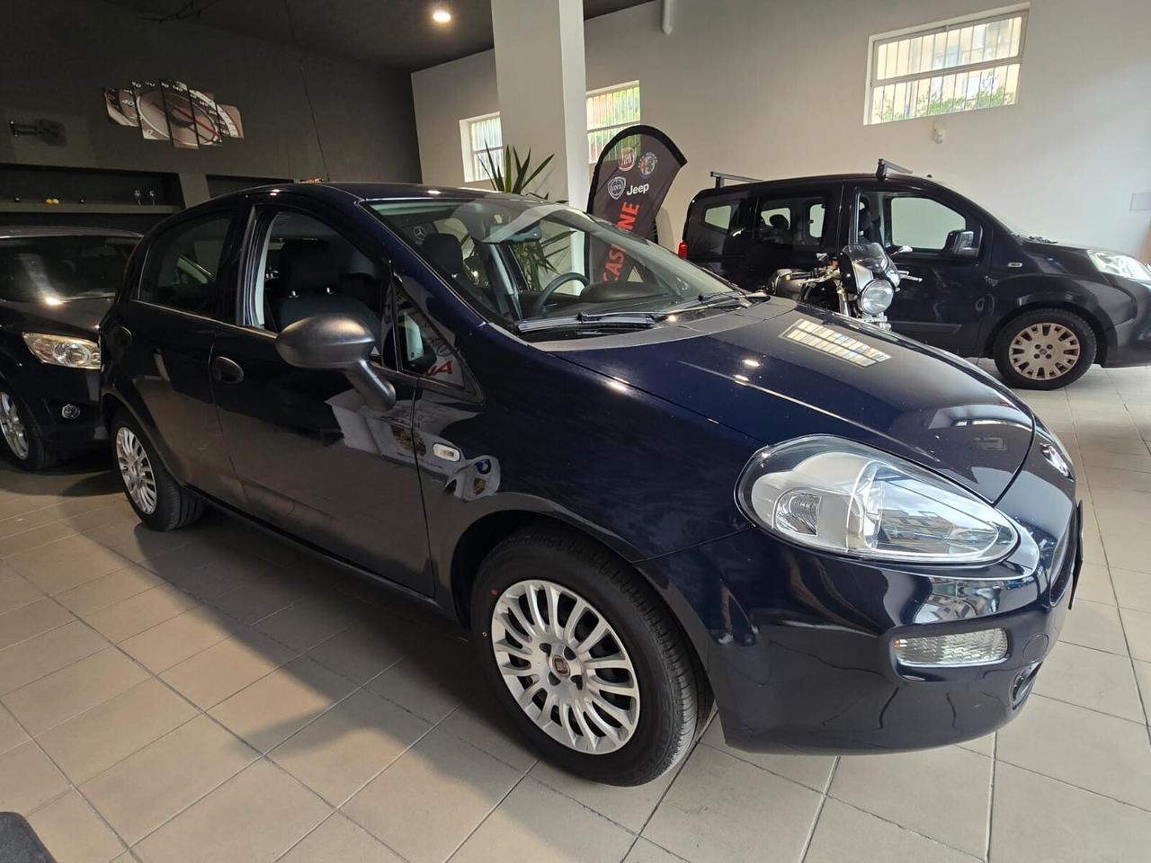 Fiat Punto 1.3 MJT II S&S 95 CV 5 porte Street