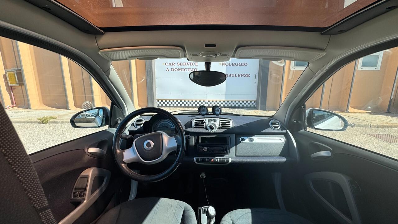 SMART FORTWO 1.0 BENZ - 2011