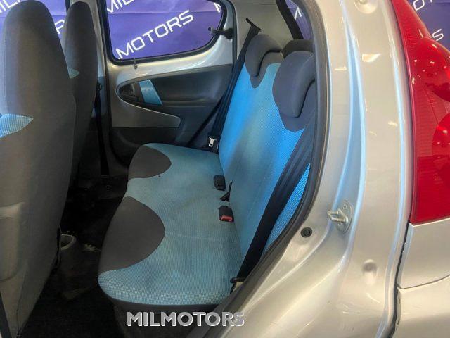 PEUGEOT 107 1.0 68CV 5p. Urban Move