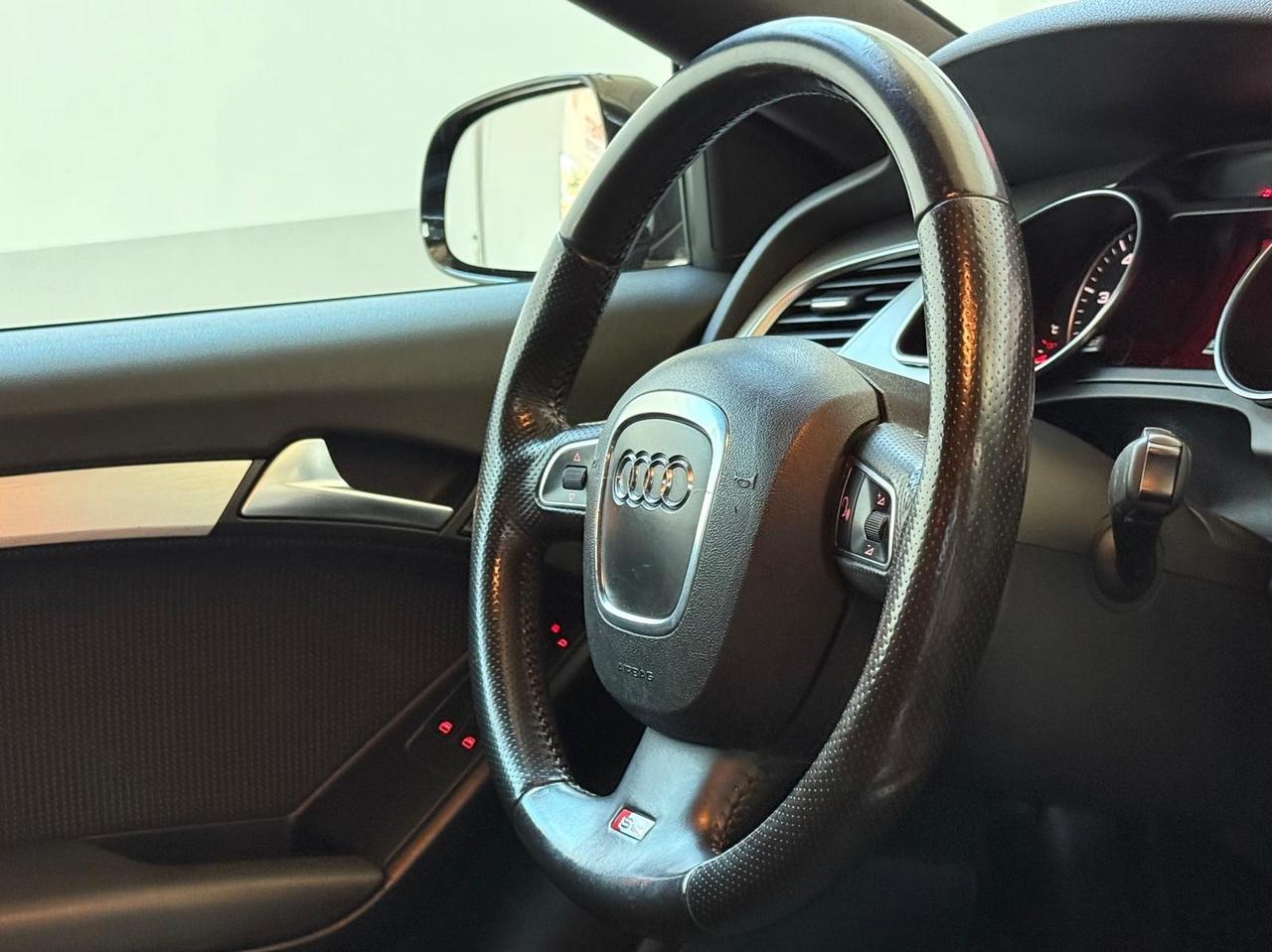 Audi A5 2.0 TFSI 211 CV quattro S-Line