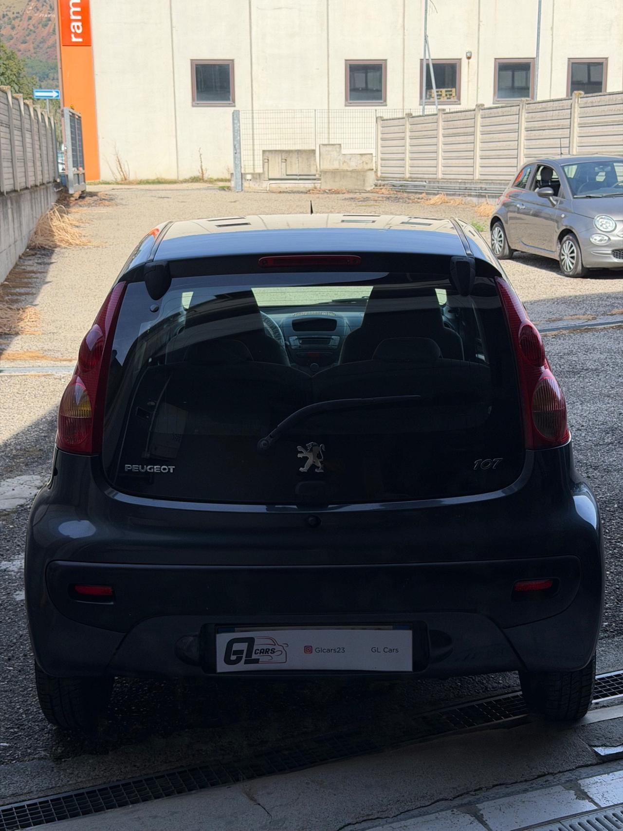 Peugeot 107 1.0 68CV 5p. Sweet Years