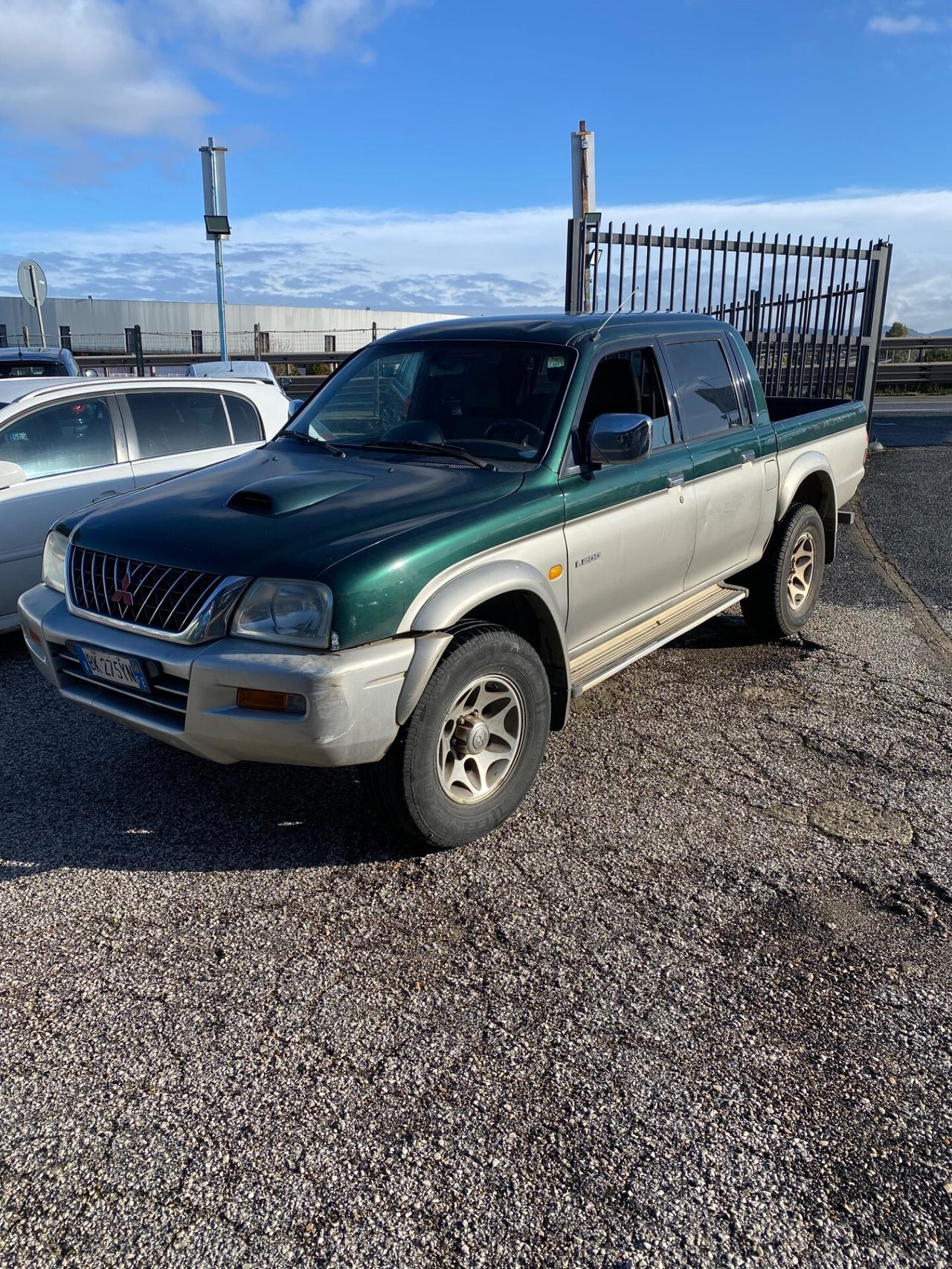Mitsubishi L200 2.5 TDI blocco poster