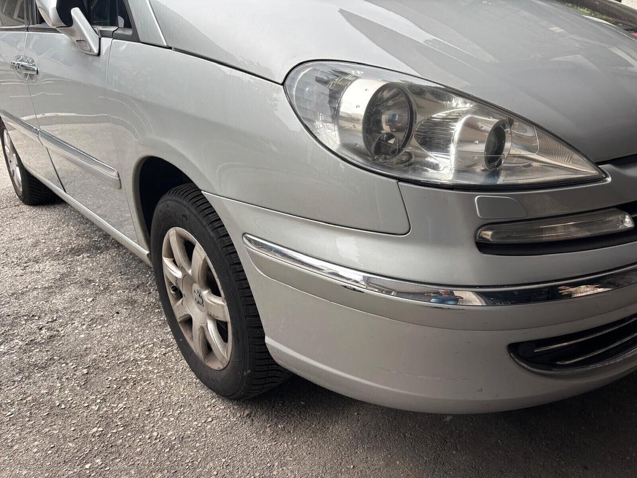 Peugeot 807 2.0 HDi 136CV ST Mix-7/8 POSTI/ Gancio traino
