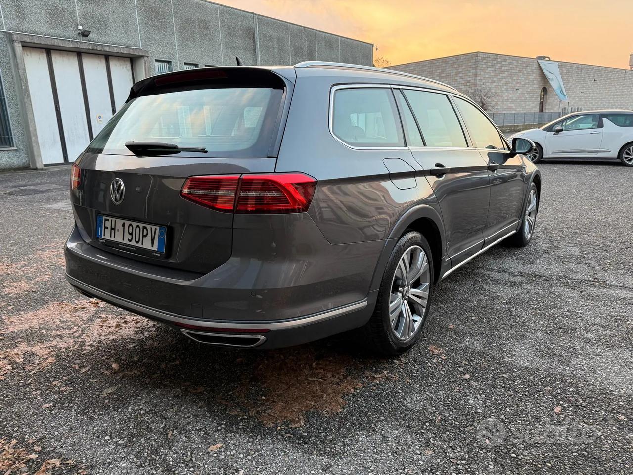 Volkswagen Passat Variant 2.0 bitdi Highline 4moti