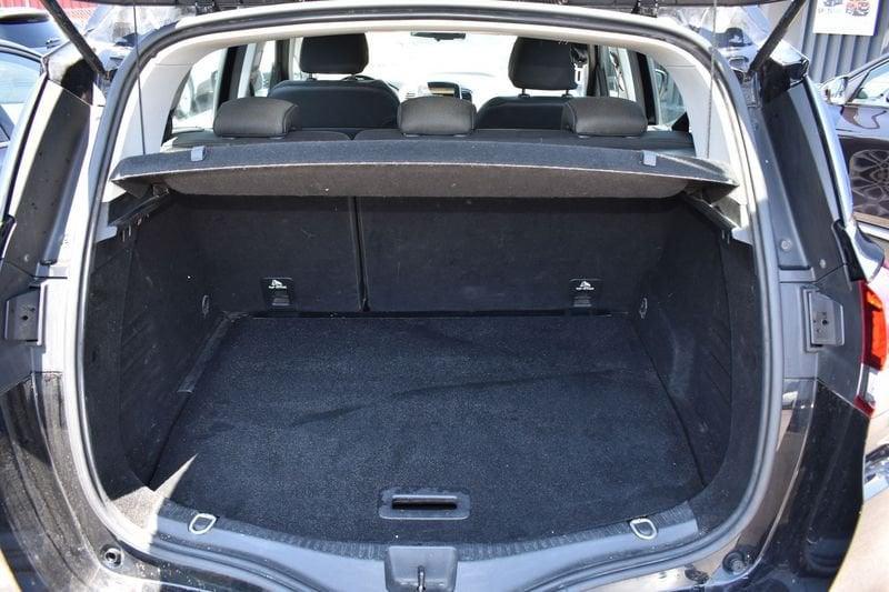 Renault Scénic 1.5 dCi 110cv Energy Sport Edition2