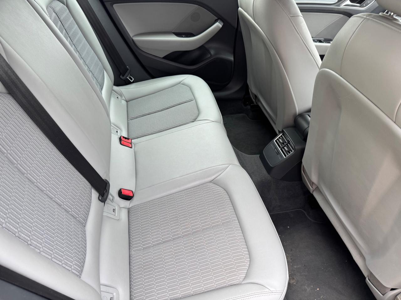 Audi A3 SPB 2.0 TDI S tronic Sport